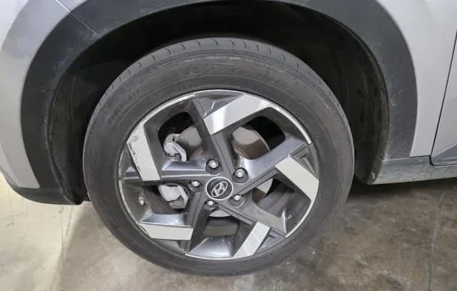 2025 HYUNDAI VENUE SEL 6