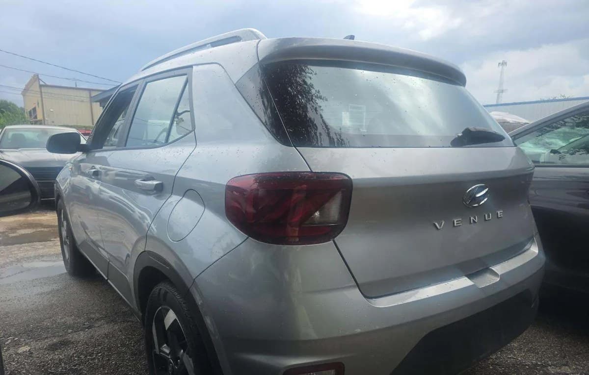 2020 HYUNDAI VENUE SEL 3