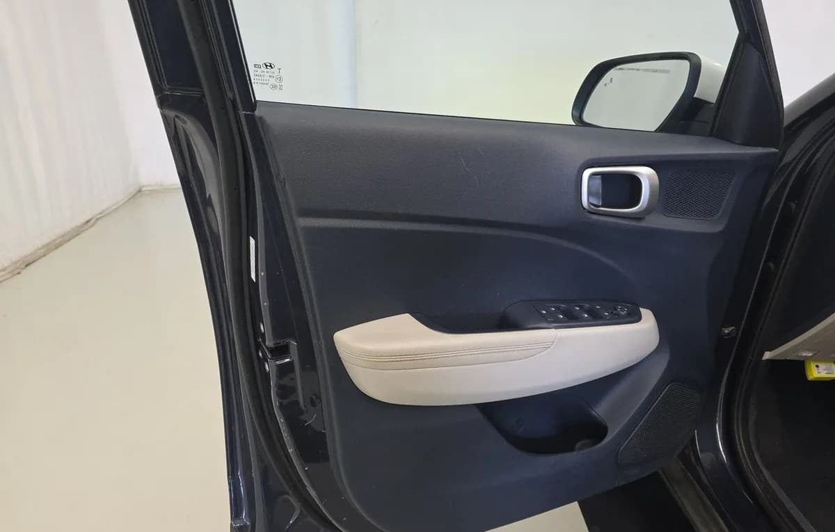 2020 HYUNDAI VENUE DENIM 6