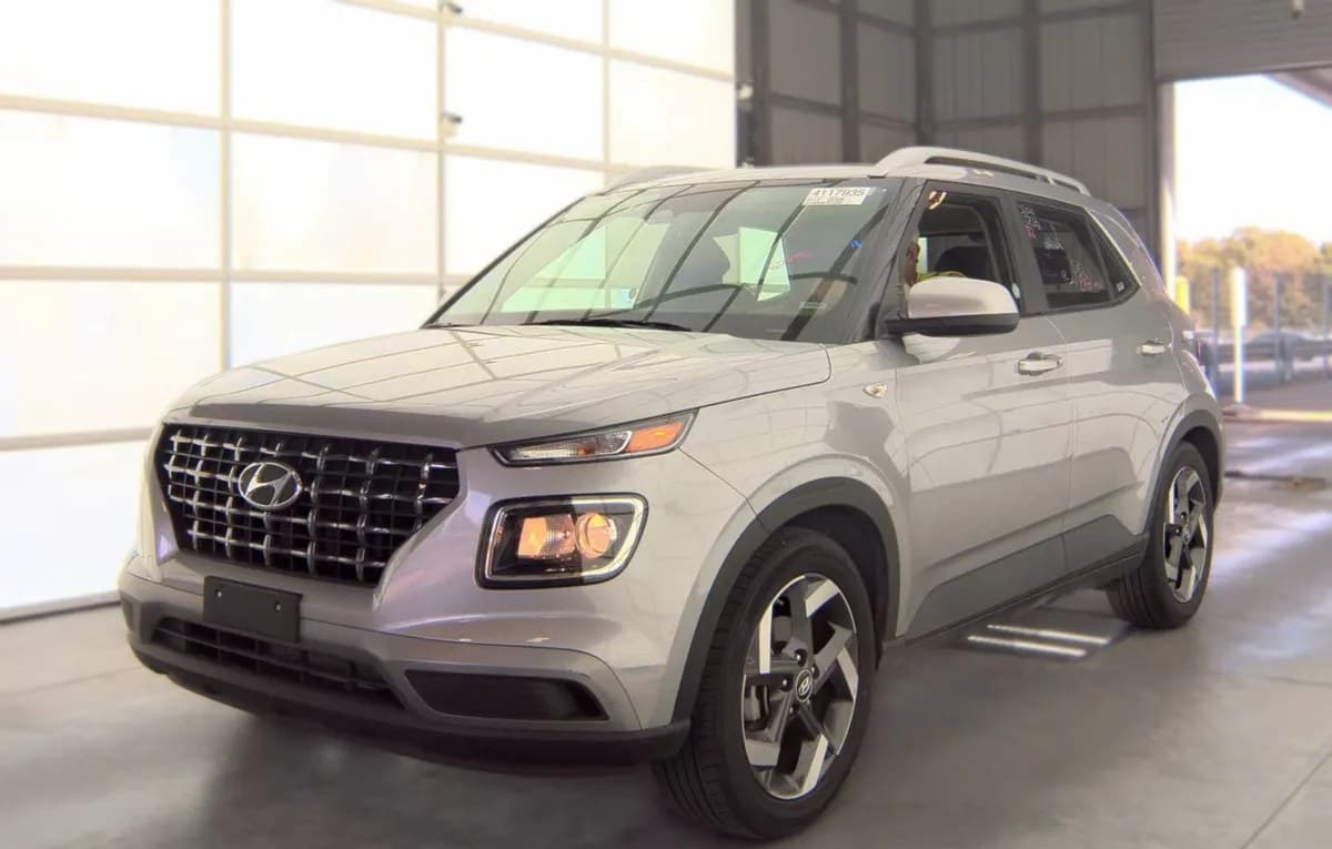 2025 HYUNDAI VENUE SEL 2