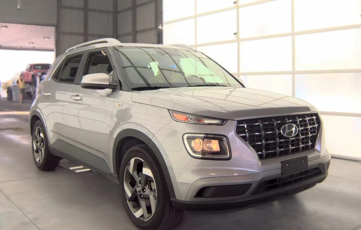 2025 HYUNDAI VENUE SEL 4