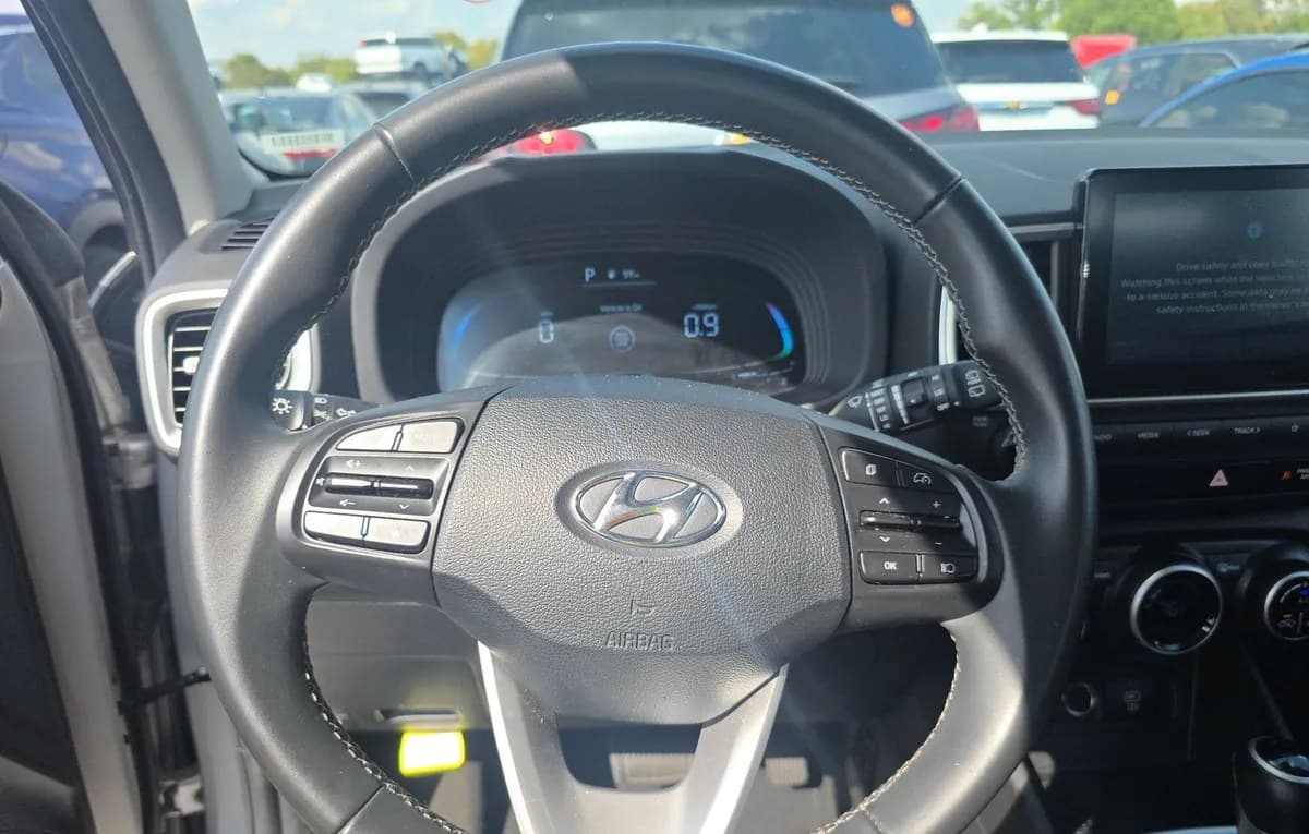 2025 HYUNDAI VENUE SEL 7