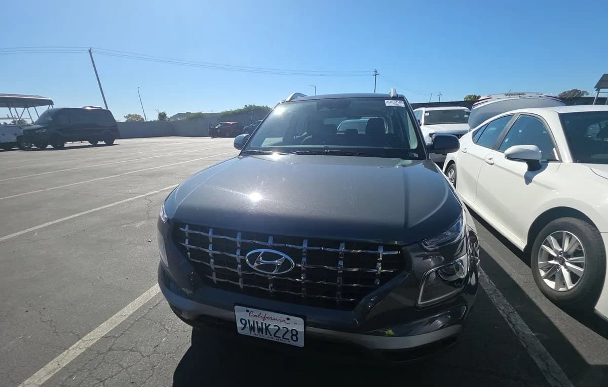 2026 HYUNDAI VENUE SEL 3