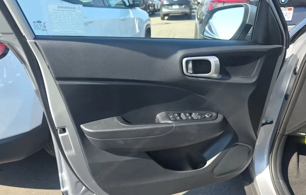 2026 HYUNDAI VENUE SEL 6
