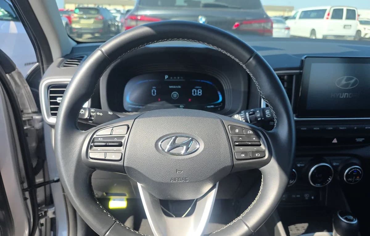2026 HYUNDAI VENUE SEL 7