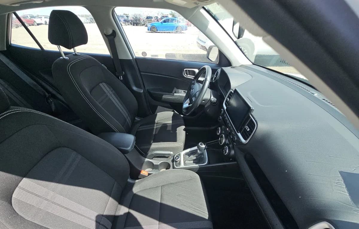 2025 HYUNDAI VENUE SEL 5