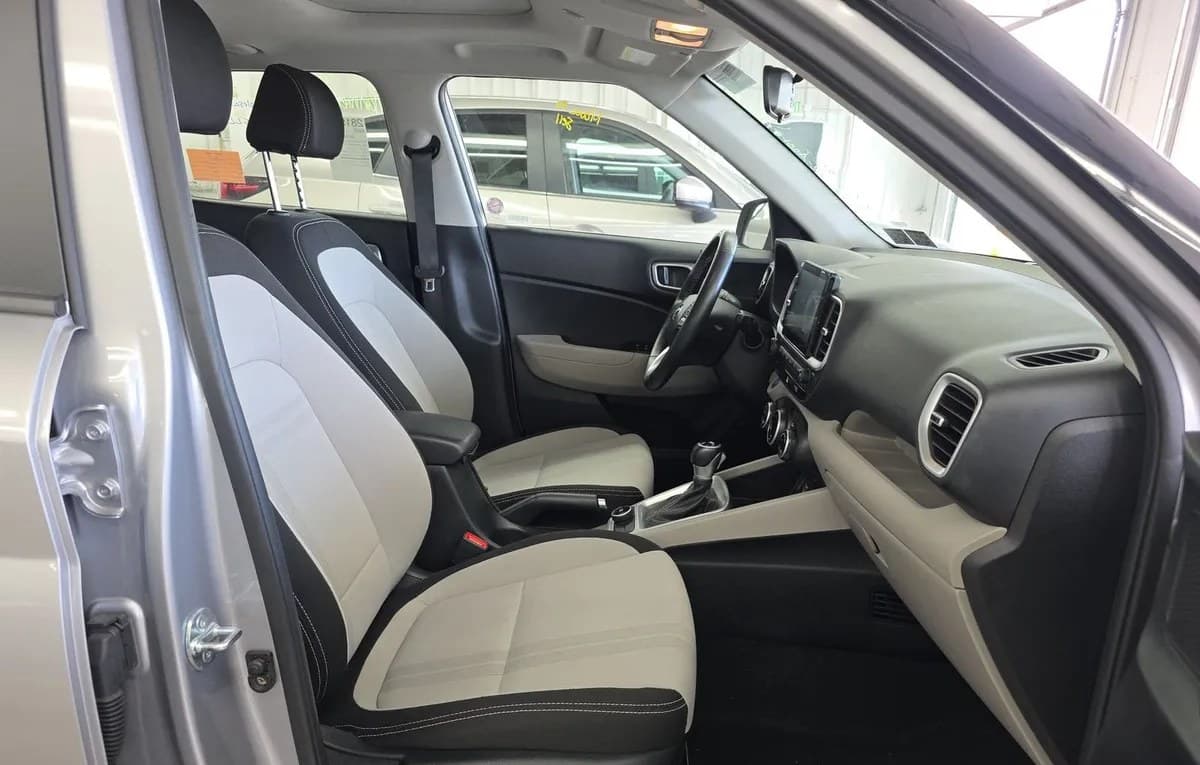 2025 HYUNDAI VENUE SEL 5