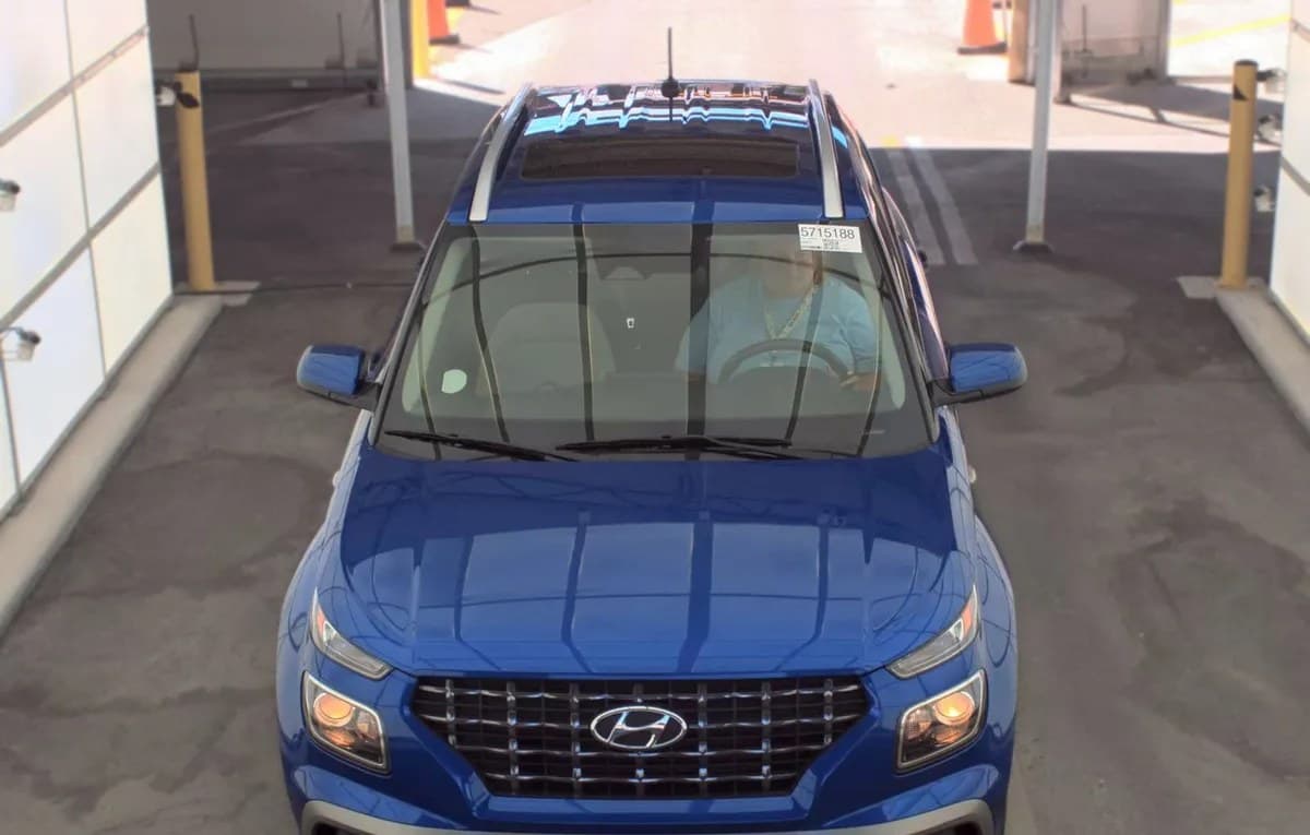 2026 HYUNDAI VENUE SEL 3