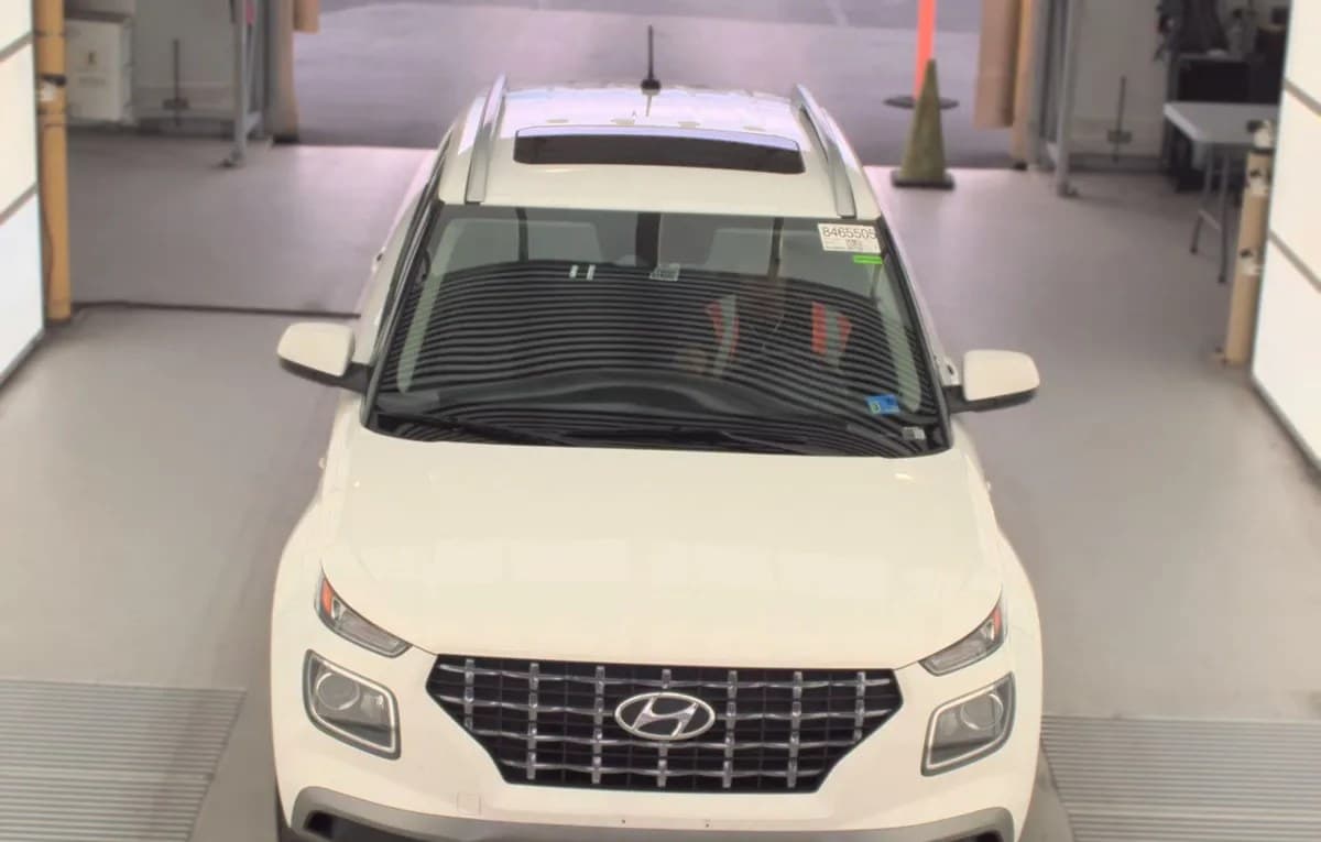 2026 HYUNDAI VENUE SEL 3