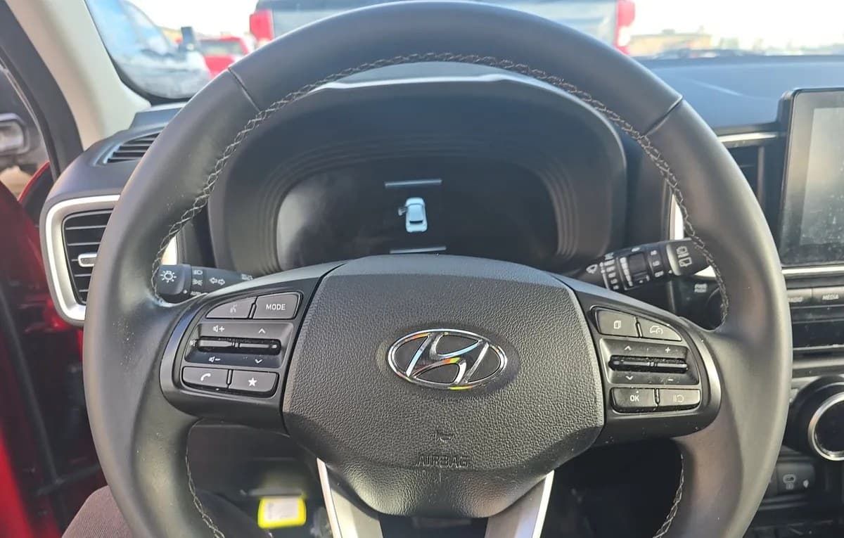 2026 HYUNDAI VENUE SEL 7