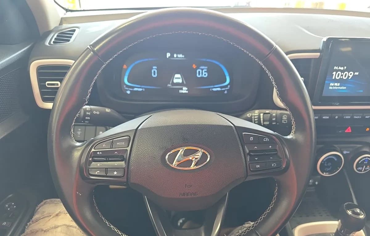 2023 HYUNDAI VENUE Limited 7