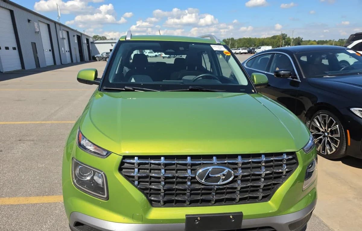 2024 HYUNDAI VENUE SEL 3