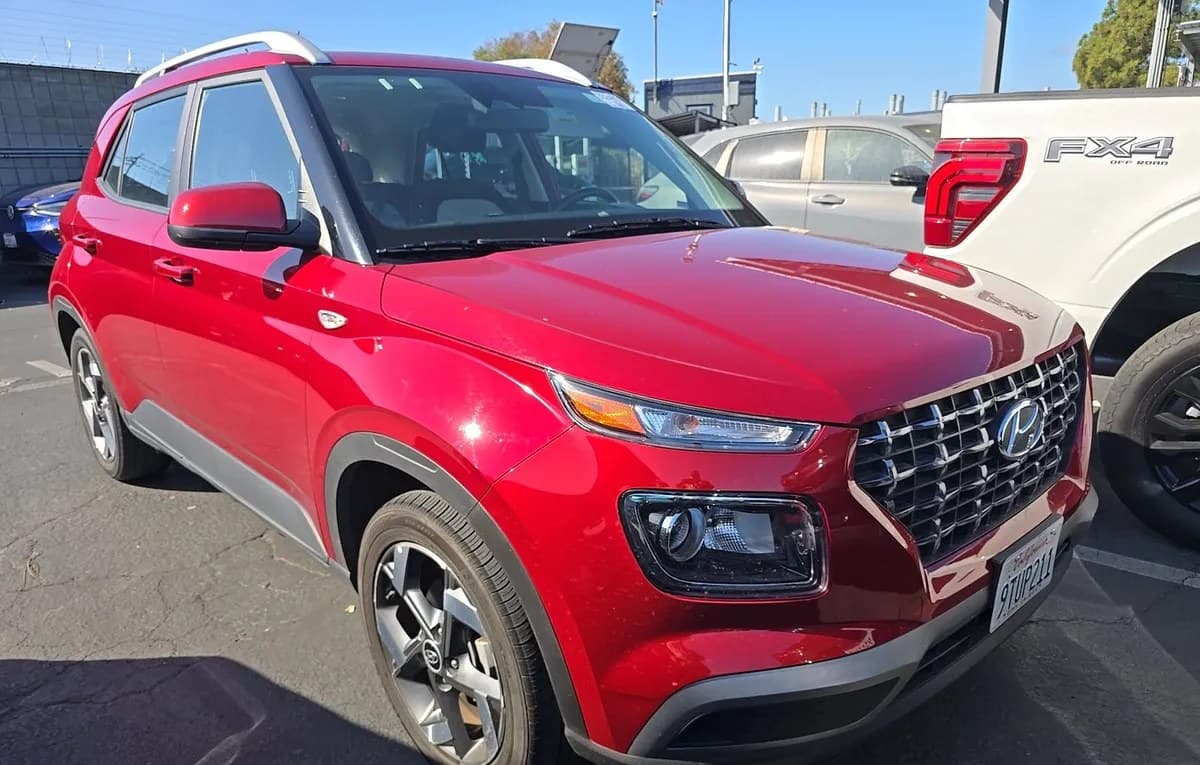 2025 HYUNDAI VENUE SEL 4