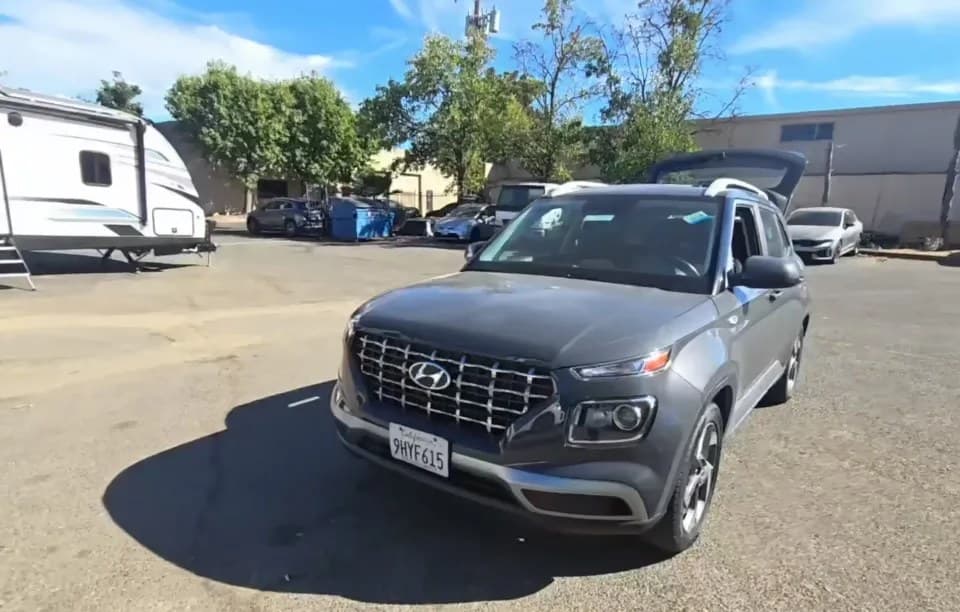 2023 HYUNDAI VENUE SEL