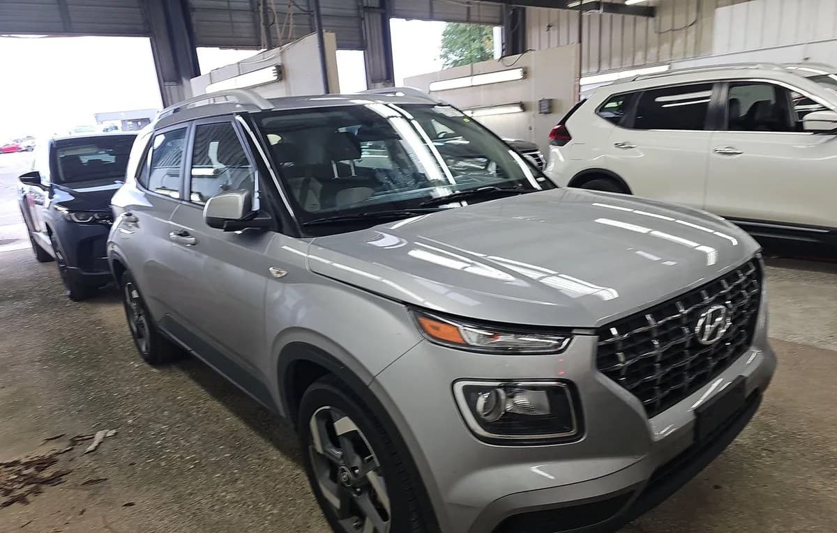 2025 HYUNDAI VENUE SEL 4