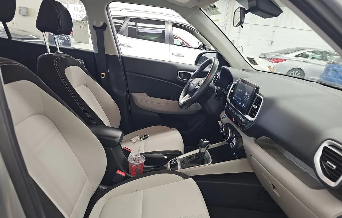 2025 HYUNDAI VENUE SEL 5