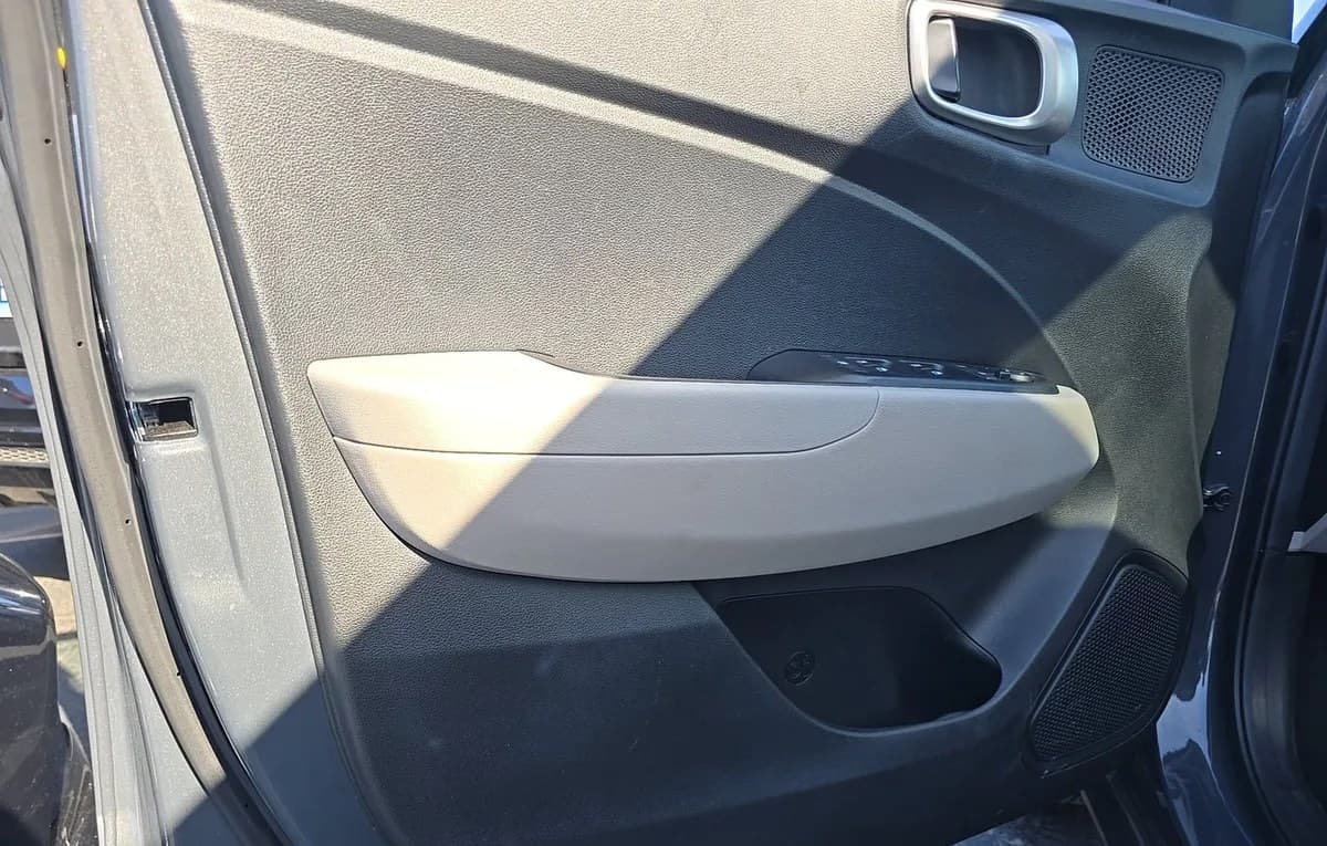 2025 HYUNDAI VENUE SEL 6