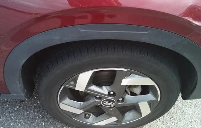 2025 HYUNDAI VENUE SEL 4