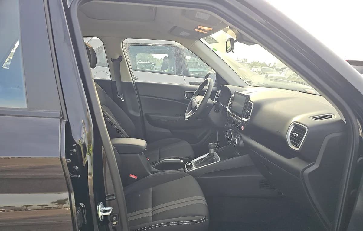 2026 HYUNDAI VENUE SEL 5