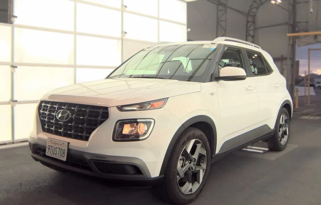 2025 HYUNDAI VENUE SEL
