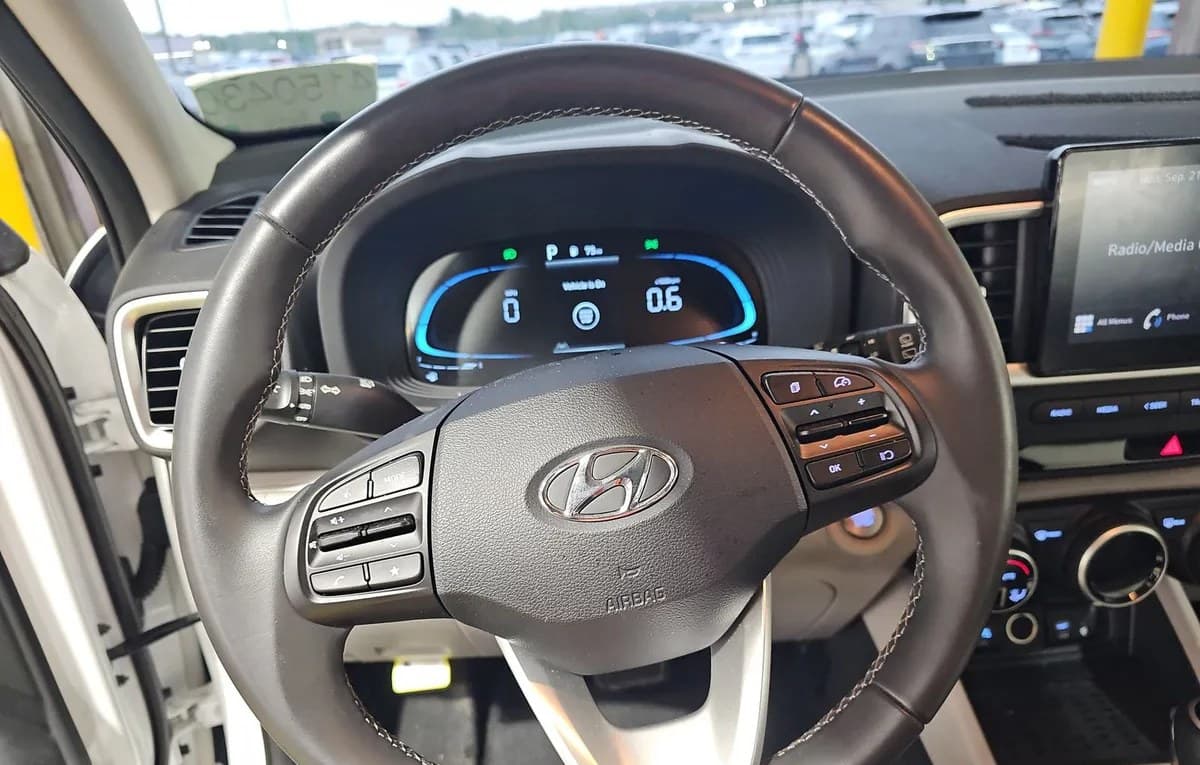 2026 HYUNDAI VENUE SEL 7