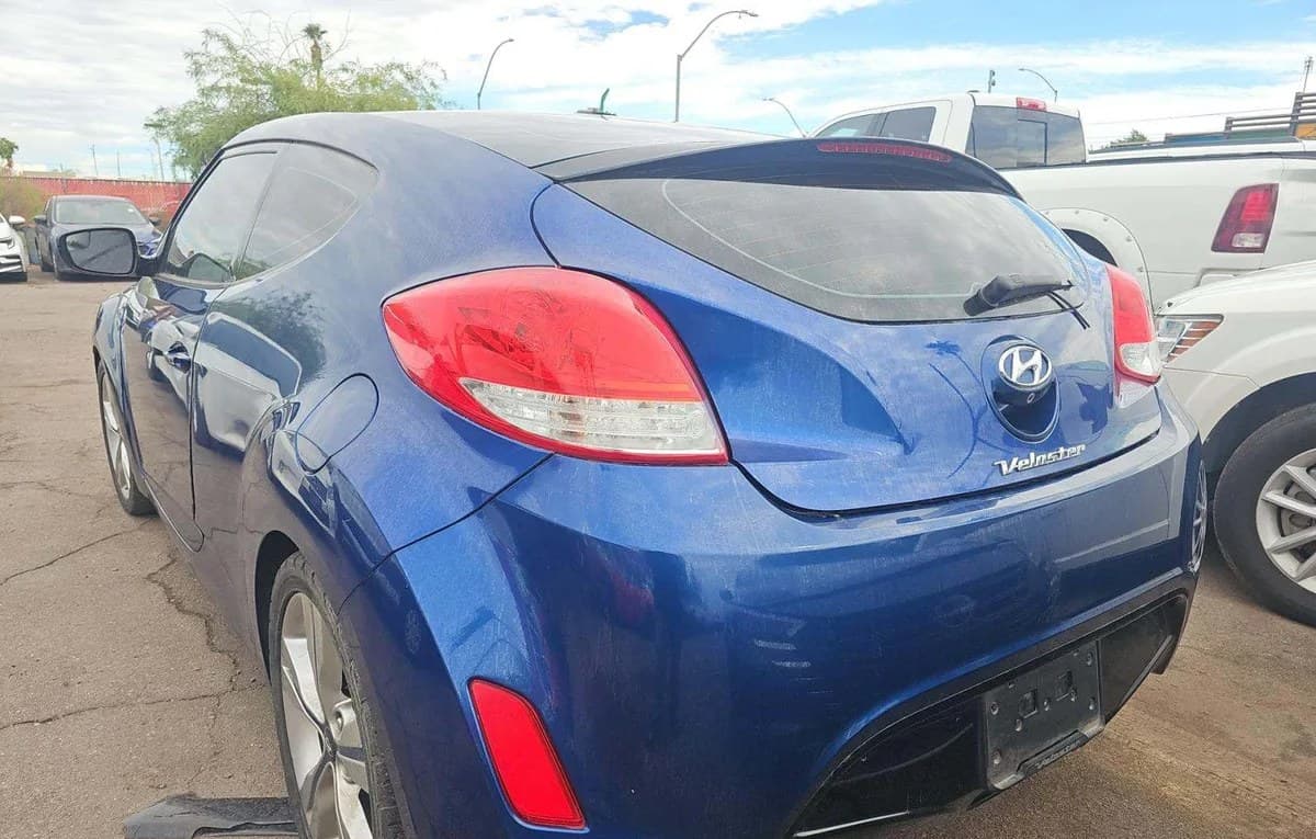 2017 HYUNDAI VELOSTER VALUE Edition 2