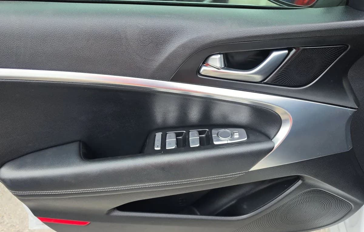 2021 GENESIS G70 2.0T 6