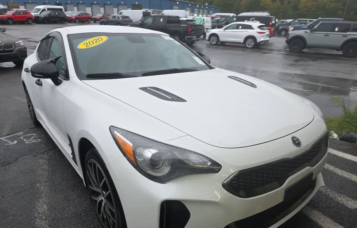 2020 KIA STINGER GT-Line 4