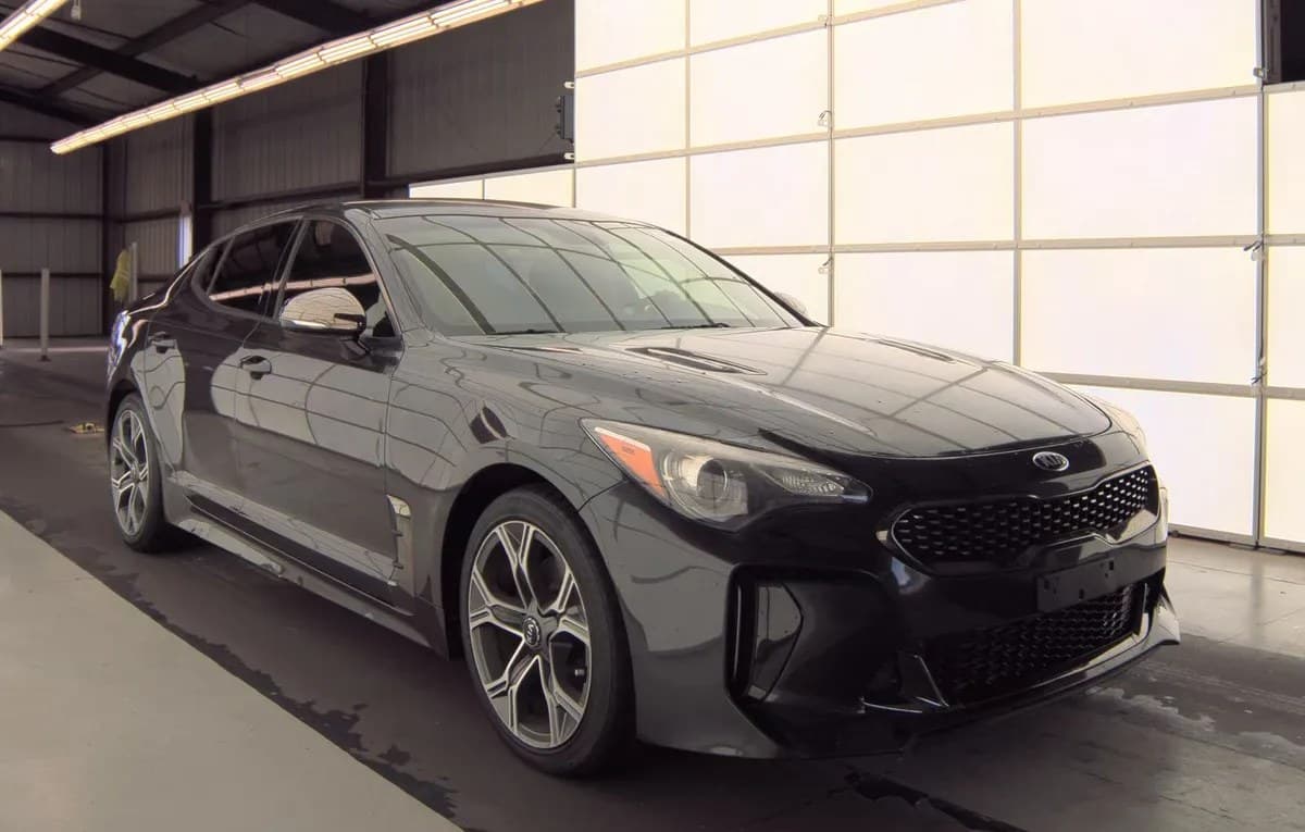 2020 KIA STINGER GT-Line 4