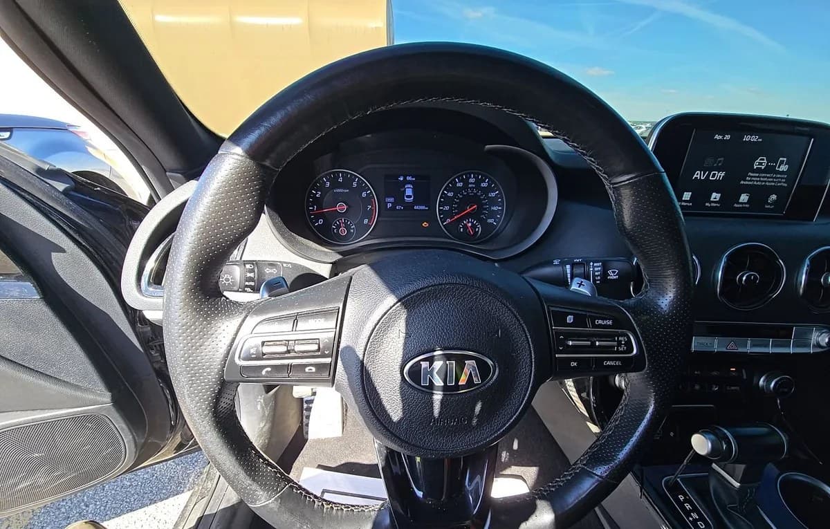 2020 KIA STINGER GT-Line 7