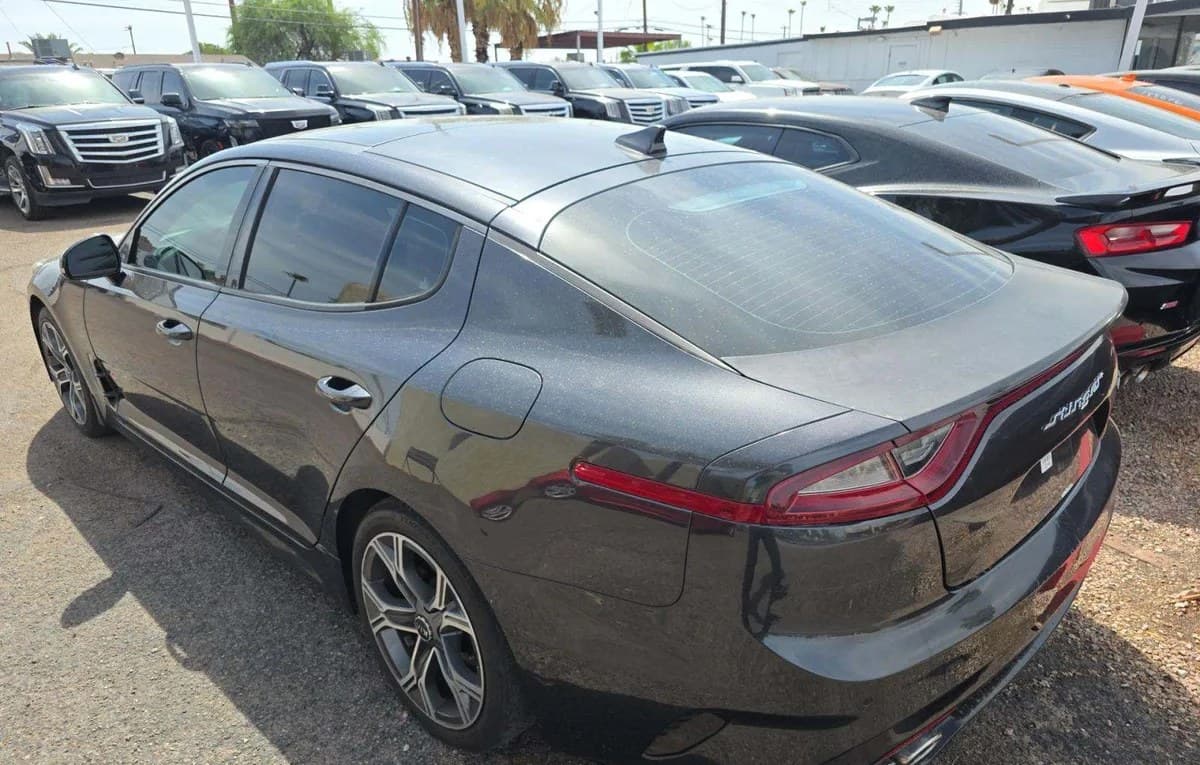2020 KIA STINGER GT-Line 3