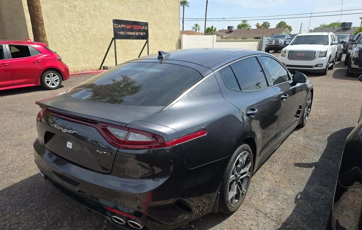 2020 KIA STINGER GT-Line 4