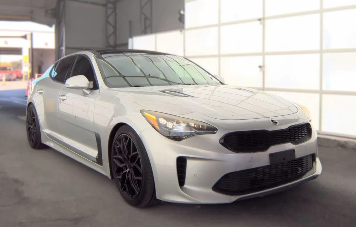 2018 KIA STINGER PREMIUM 4