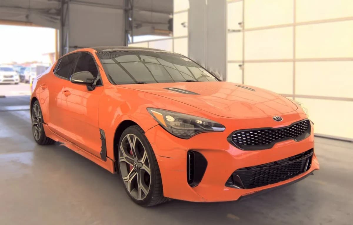2019 KIA STINGER GTS 4