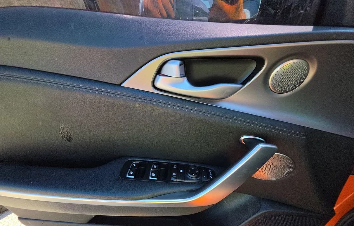 2019 KIA STINGER GTS 6