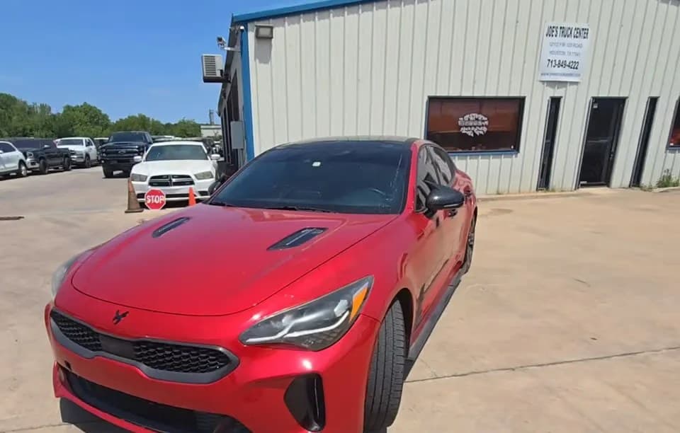 2018 KIA STINGER GT1 2