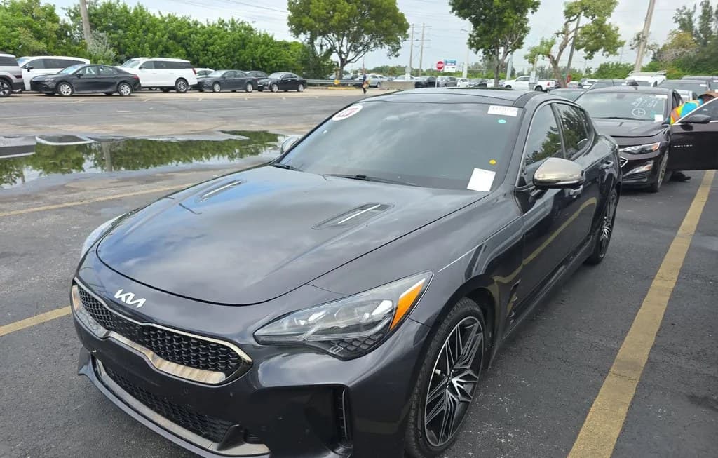 2022 KIA STINGER GT2