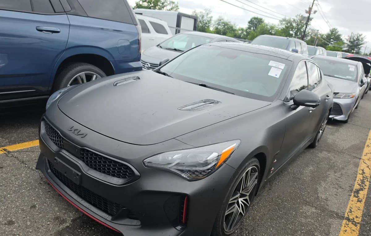 2023 KIA STINGER GT2 2