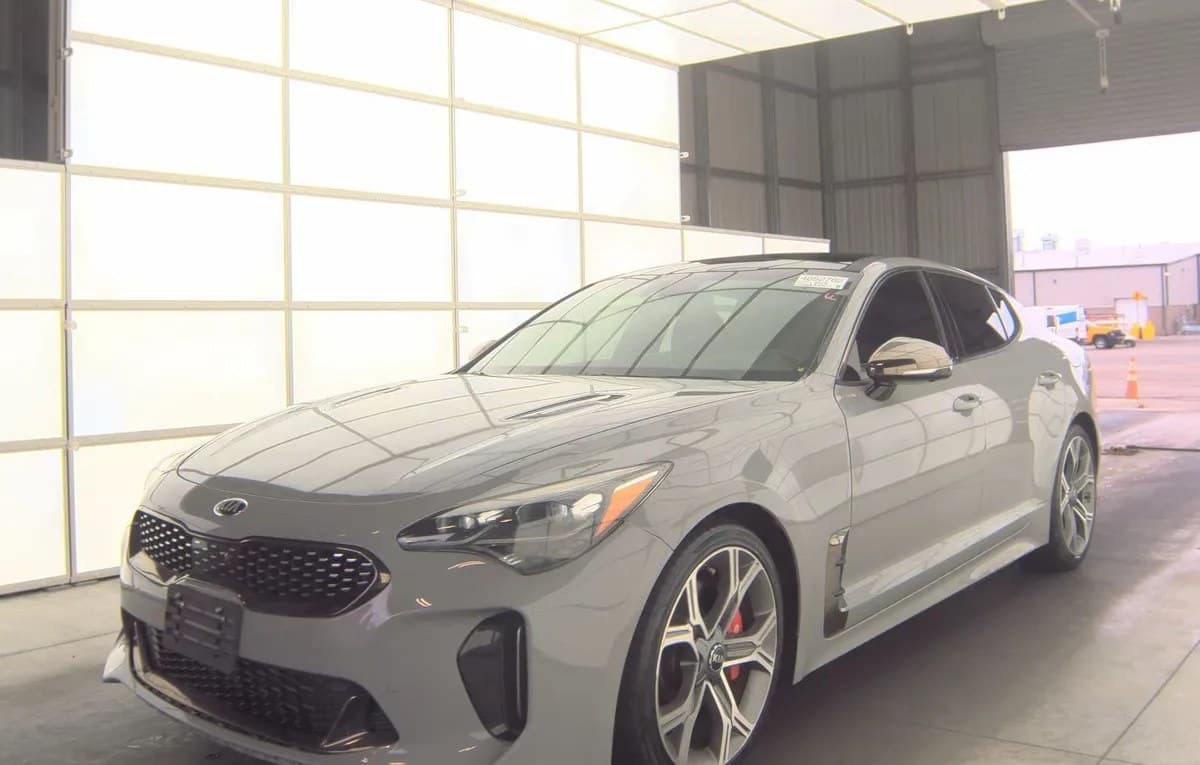 2021 KIA STINGER GT2 2