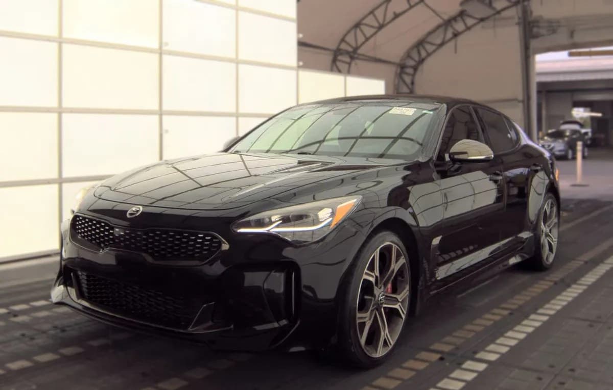 2018 KIA STINGER GT2 2