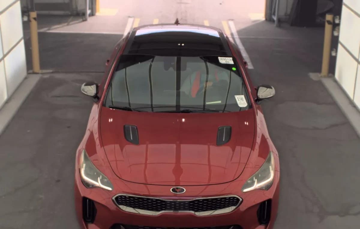 2018 KIA STINGER GT2 3