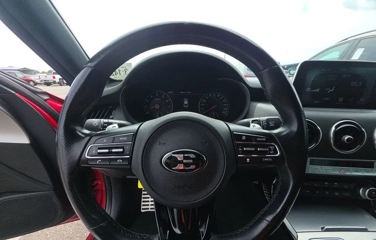2018 KIA STINGER GT2 7