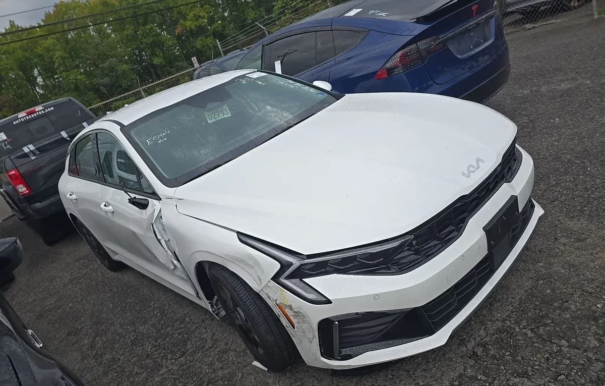 2026 KIA K5 LXS 4