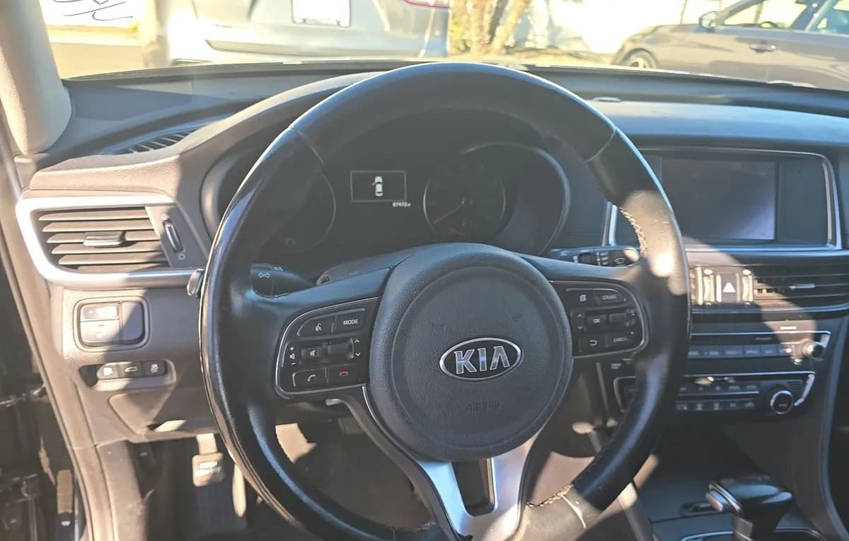 2017 KIA OPTIMA Hybrid 7