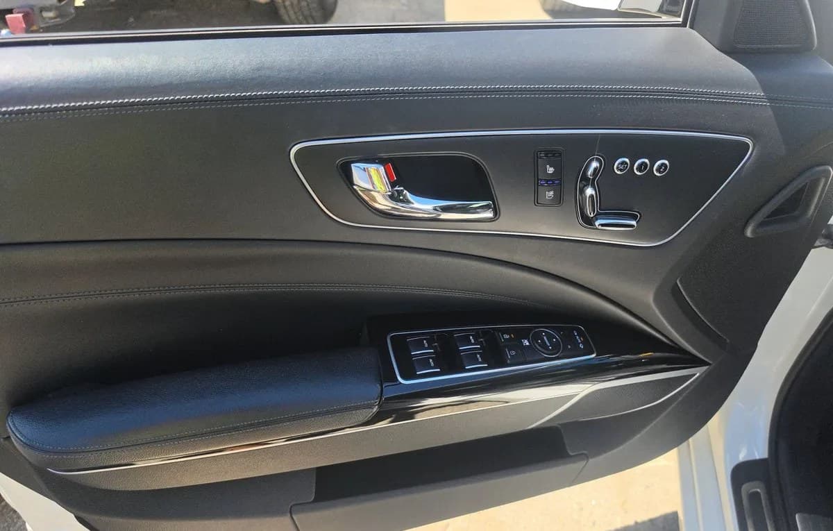 2017 KIA K900 Premium 5