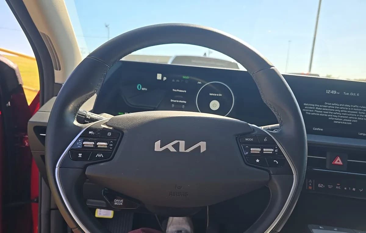 2022 KIA EV6 WIND 7