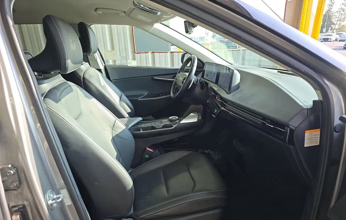 2023 KIA EV6 Wind 5