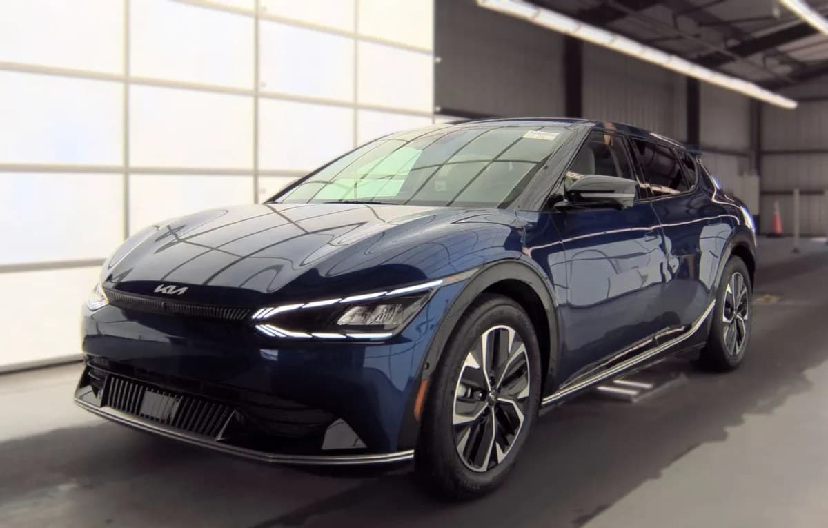 2024 KIA EV6 Wind 2