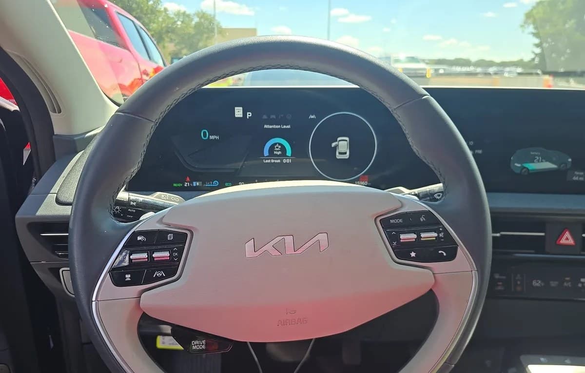 2024 KIA EV6 Wind 7