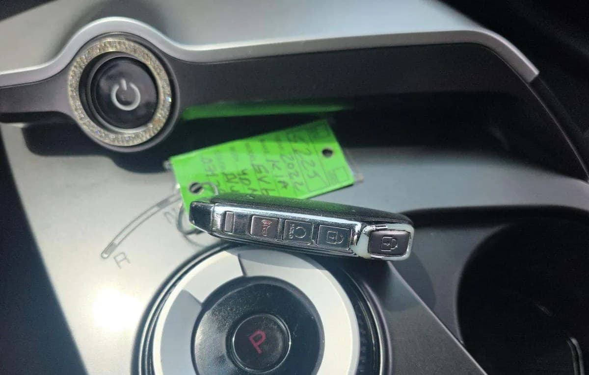 2022 KIA EV6 Light 5